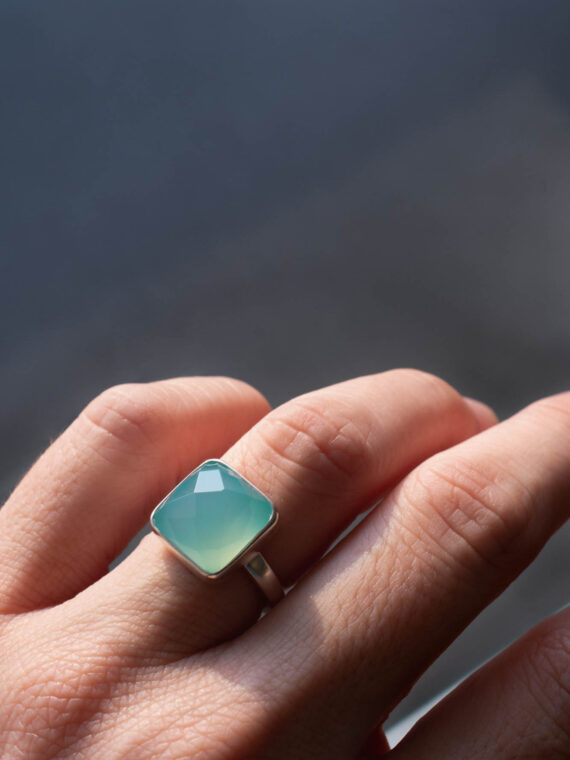 Anillo Nova Calcedonia aguamarina