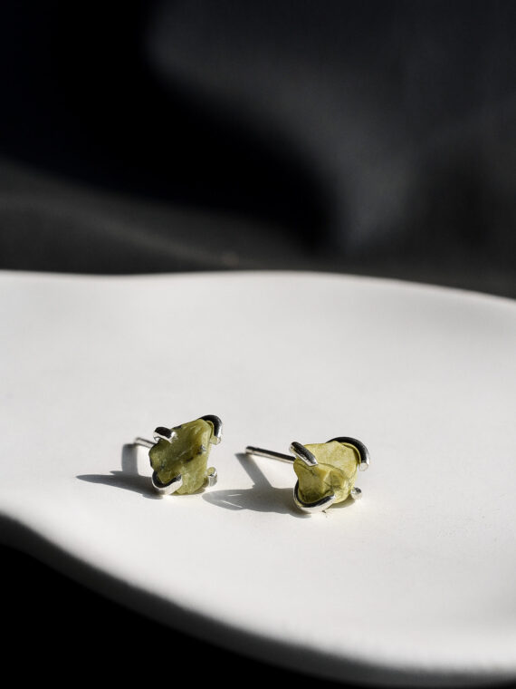 PRODUCTO_ARETES RAW SERPENTINA PRODUCTO_ARETES RAW SERPENTINA
