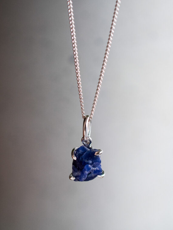 PRODUCTO_COLLAR RAW SODALITA 2